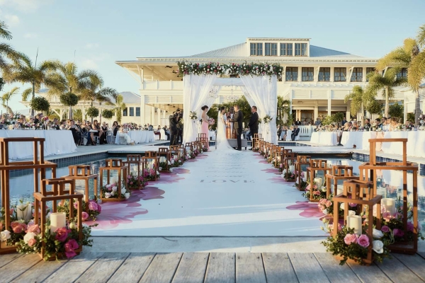 Hotel Mahogany Bay Resort - Beach Club Curio Collection by Hilton